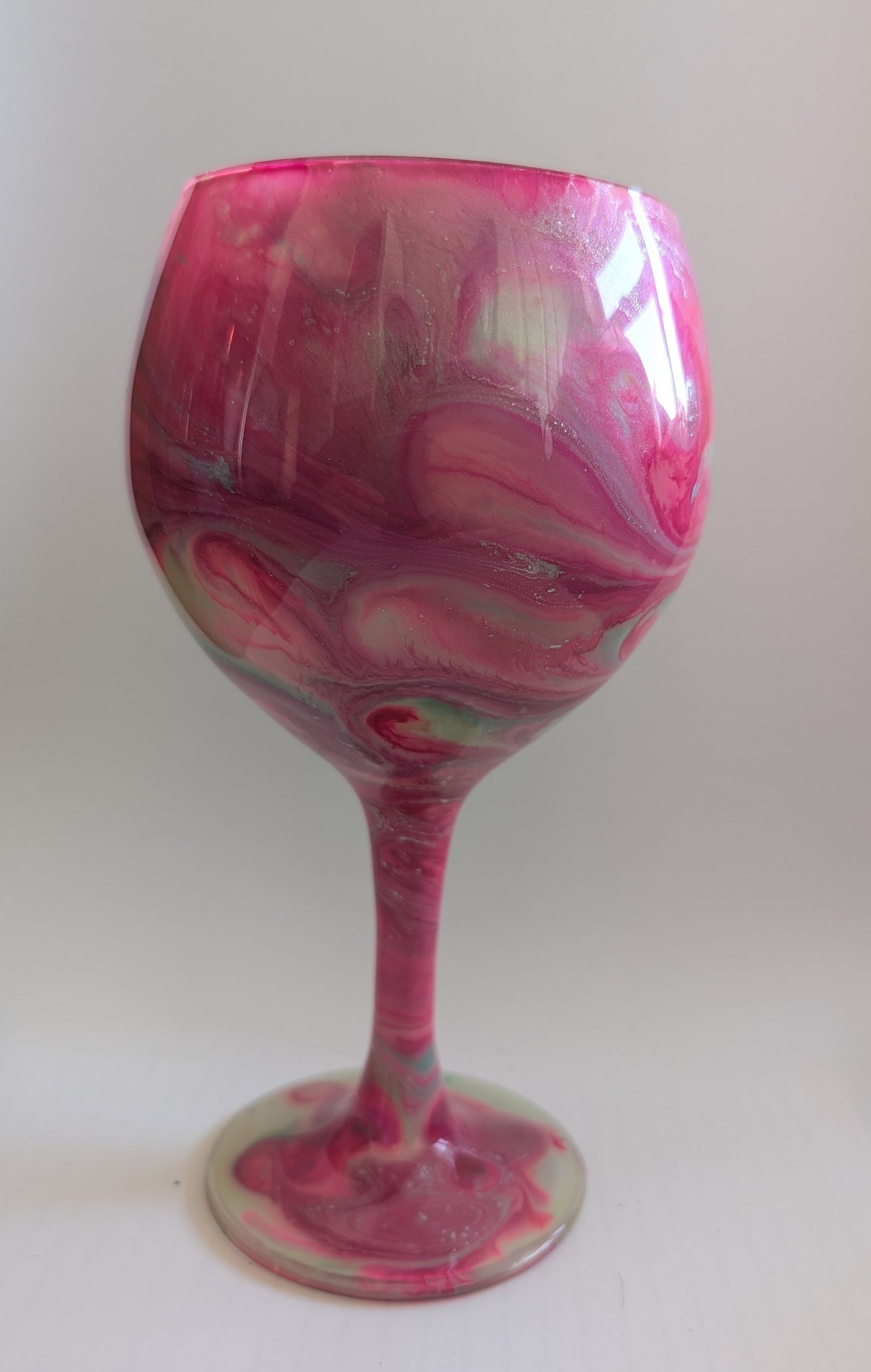 Gin glass